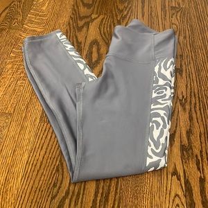 Under armour cropped leggings